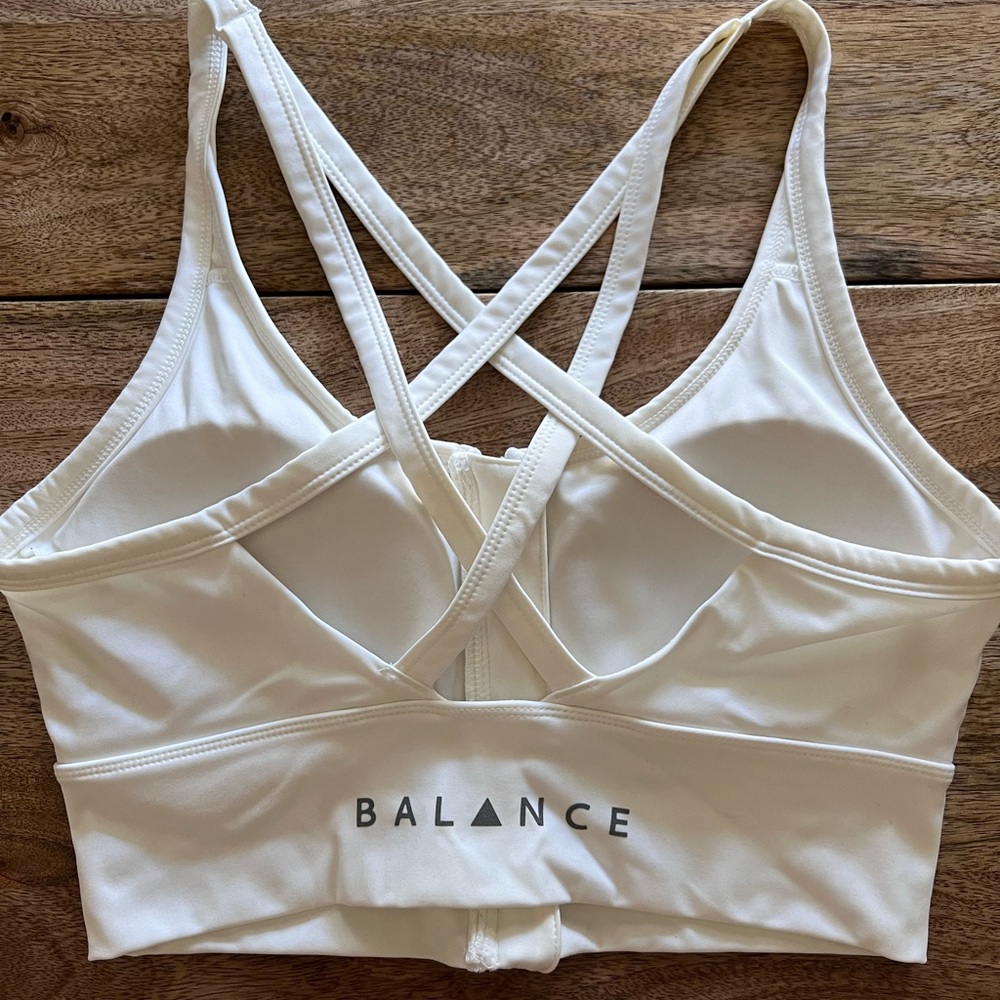 Balance Athletica Cropped Top/Sports Bra